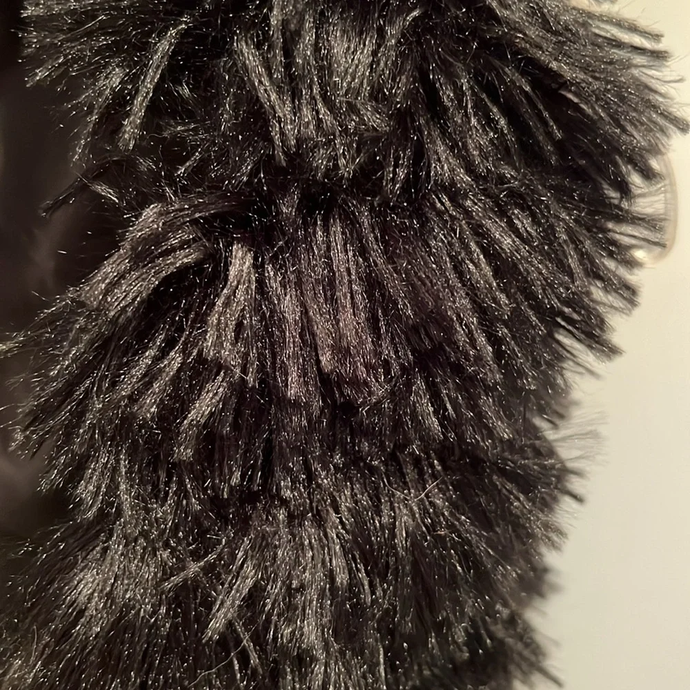 NWT Girls Sequin Hearts Fur Vest Size Small